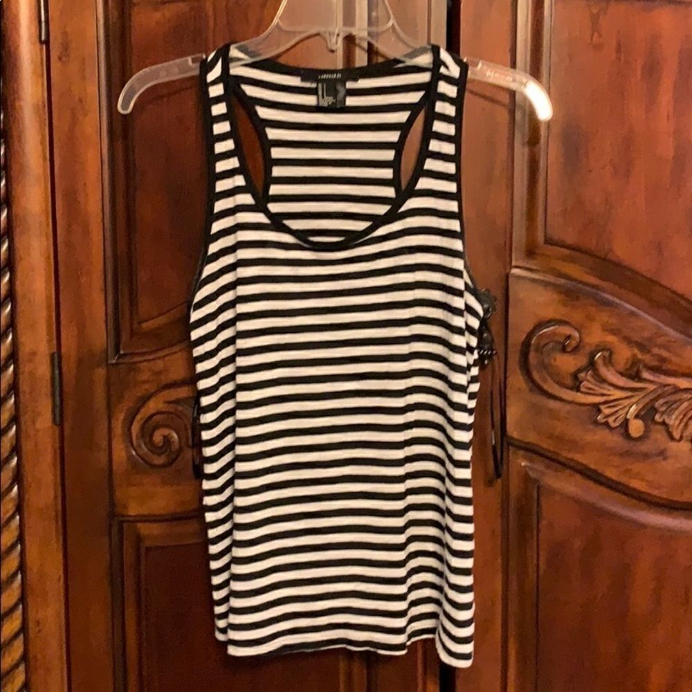 Forever 21 black and white striped tank top- S